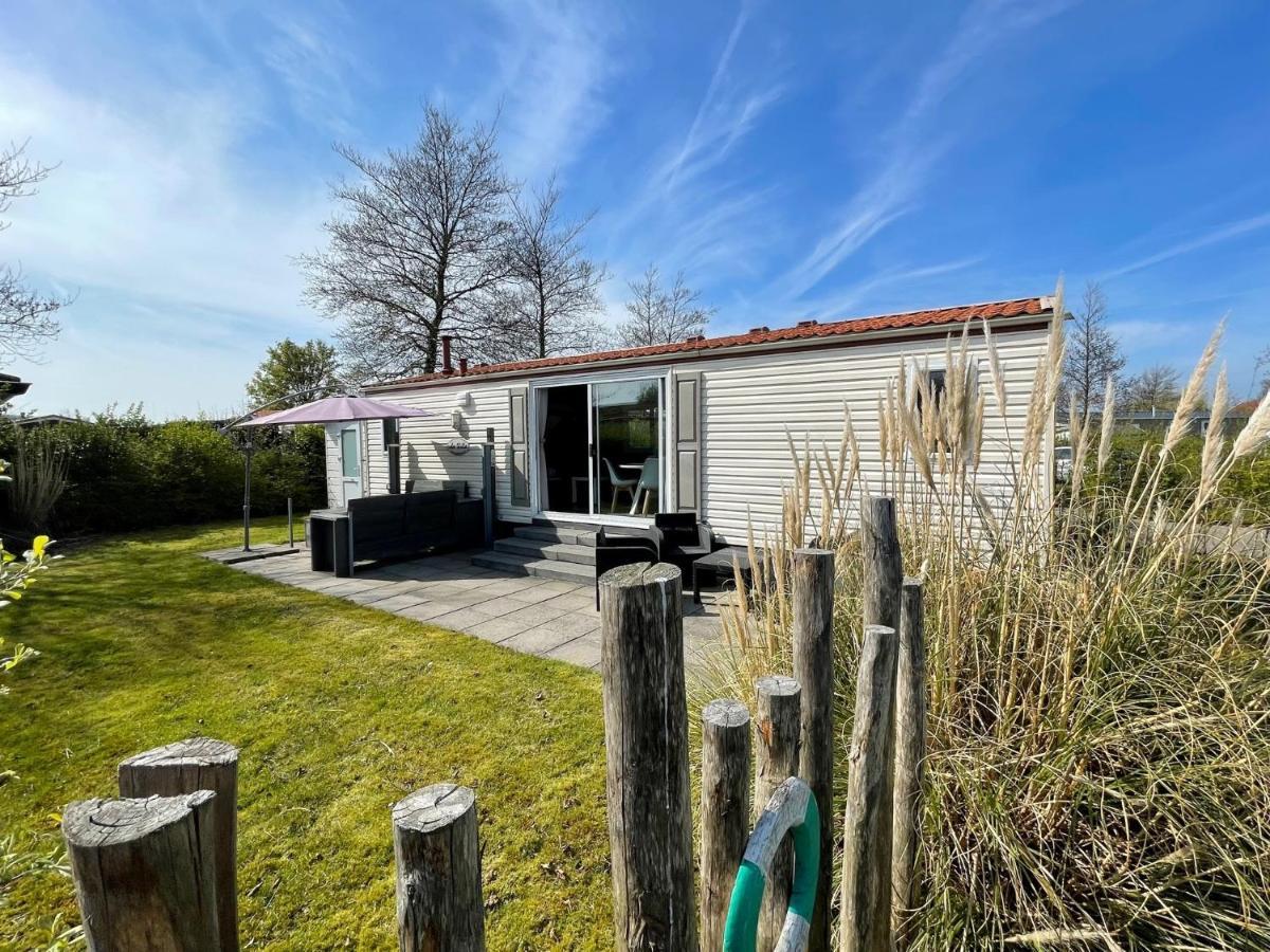 Camping De Strandloper Scharendijke Bagian luar foto