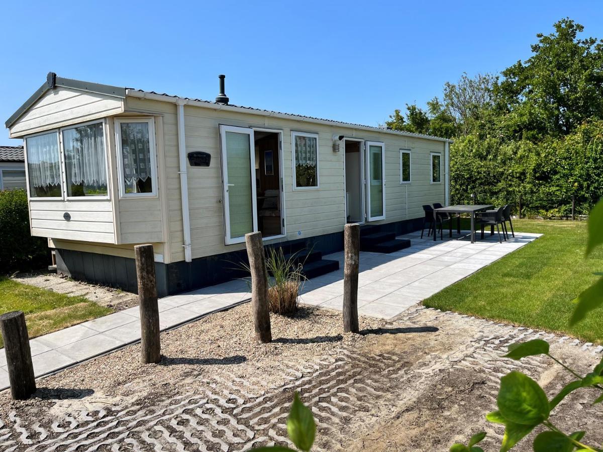 Camping De Strandloper Scharendijke Bagian luar foto