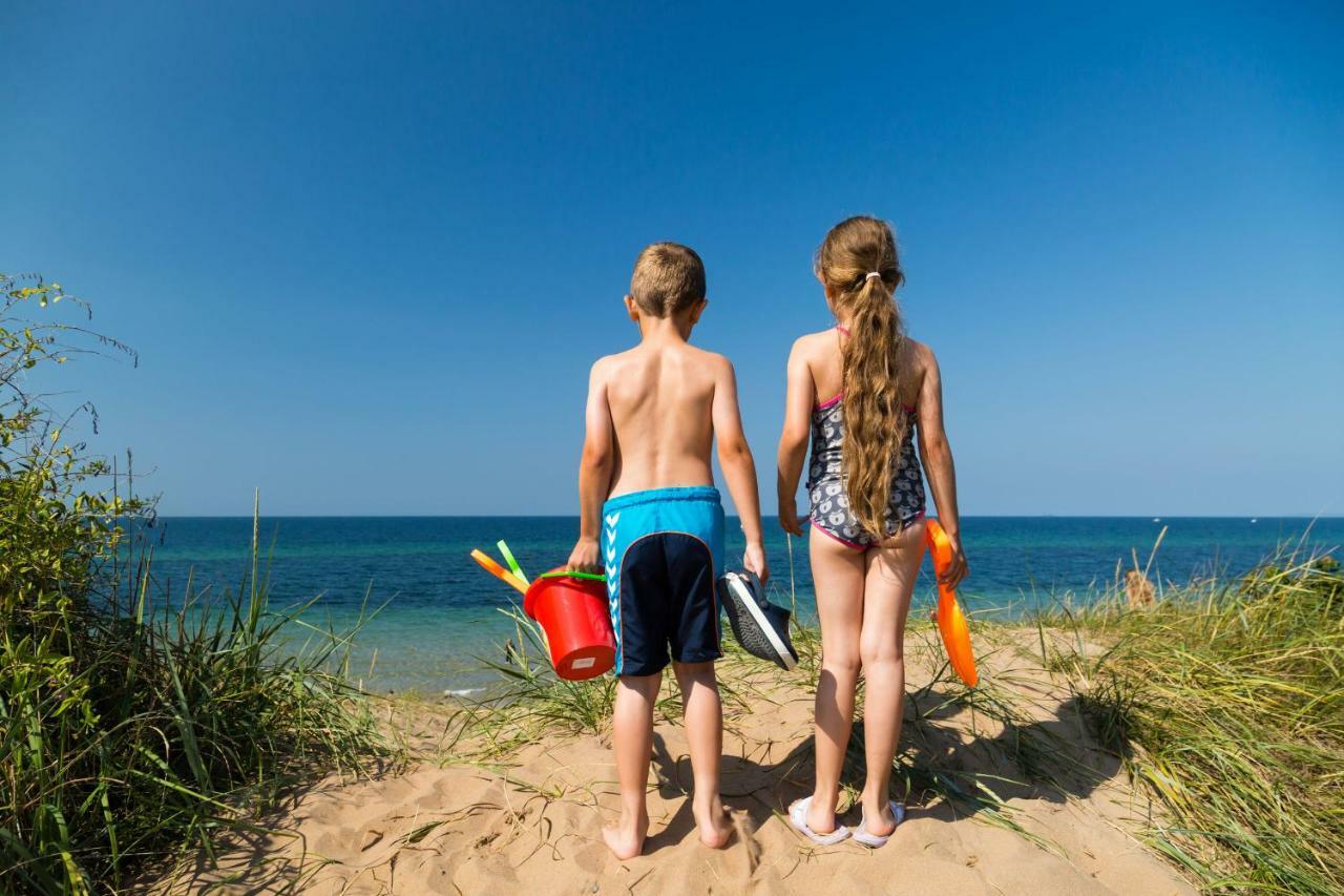 Camping De Strandloper Scharendijke Bagian luar foto