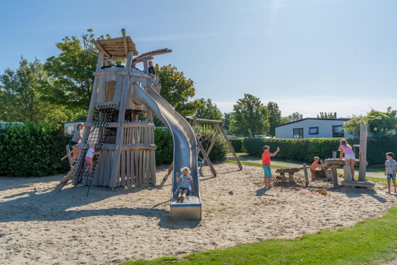 Camping De Strandloper Scharendijke Bagian luar foto